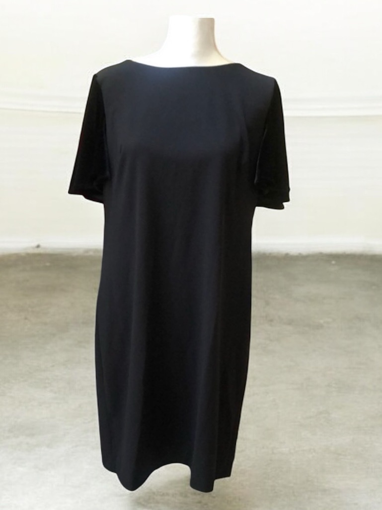 Calvin Klein Velvet Flutter Sleeve Stretch Fitted Black Sheath Dress Size 14 Nwt